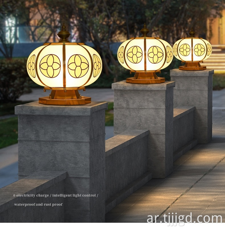 Pillar Top Solar Lights LED